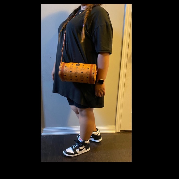 MCM vintage barrel Crossbody Bag - Picture 10 of 10